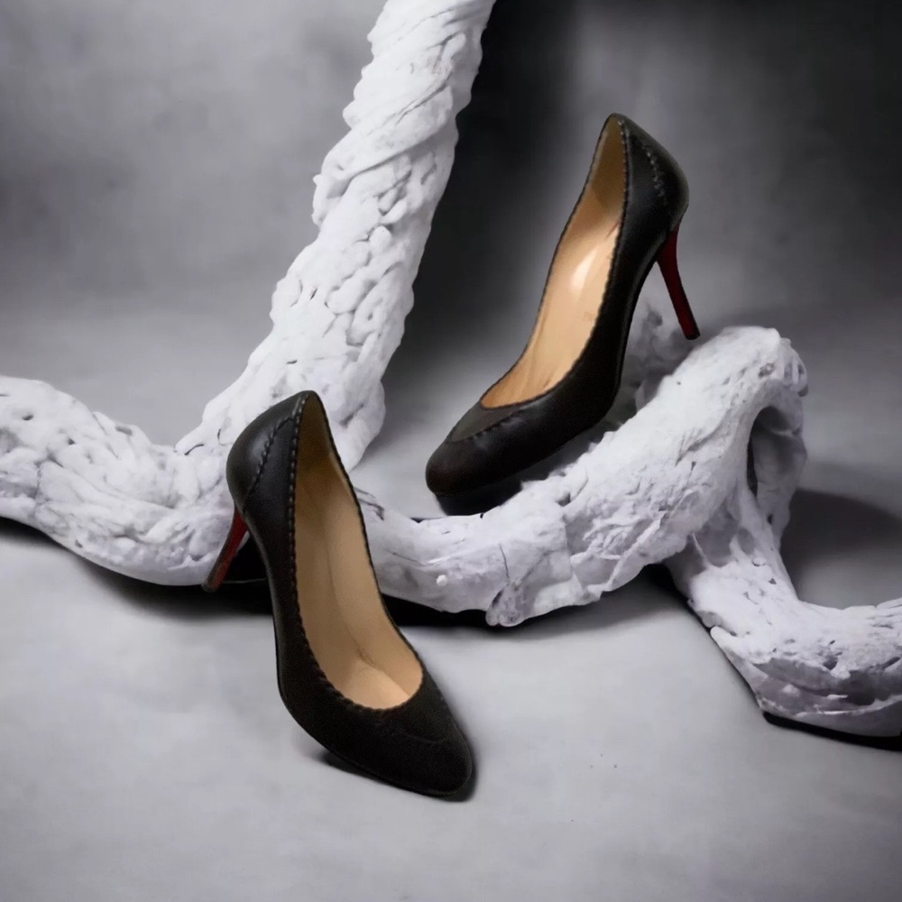 Authentic Christian Louboutin Marpelissimo Twisted Pump Heels Size 38